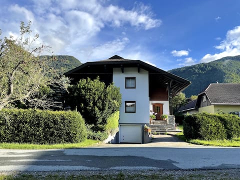 Large family home. Quiet location. Garden and view