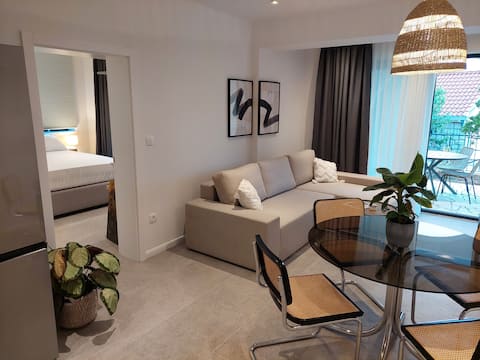 New beautiful apartment with its own garden