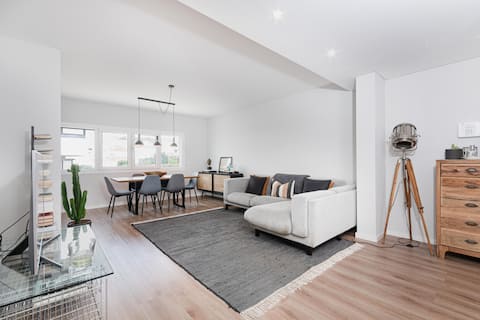 Imóvel de sucesso: Charming Flat 20min to Lisbon Downtown em Oeiras