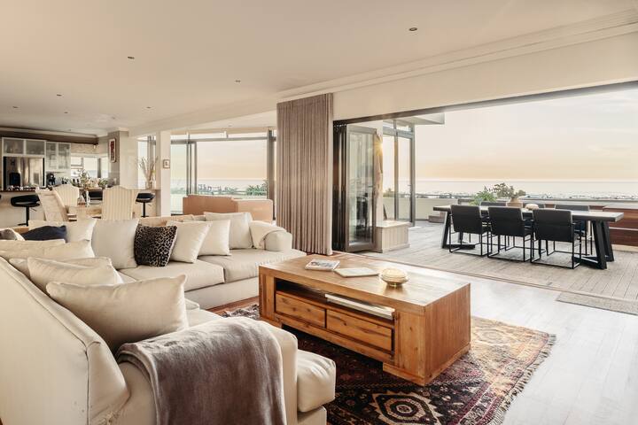 Large 4 bed villa on the beach with pool and sauna