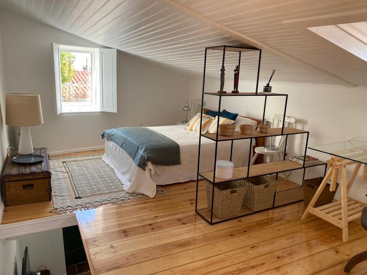 Cozy Little-house For Long Term Stays In Lisbon - Lisbon