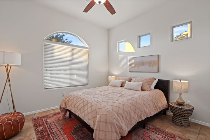 卧室2 （标准双人床）