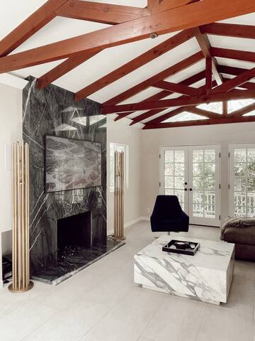 Bel Air Resort Villa with Pool 4 min from Sunset gallery image 4