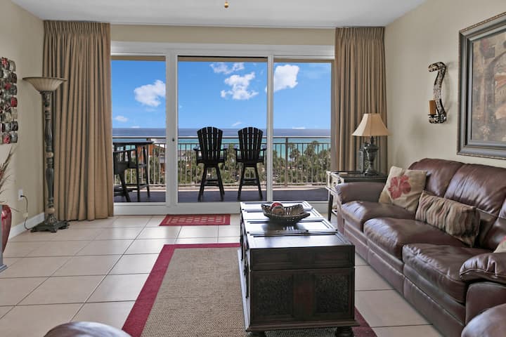 Exquisite Beachfront View In Destin Premier Resort - Destin
