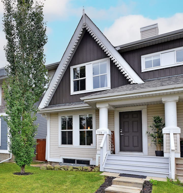 Okotoks Vacation Rentals & Homes Alberta, Canada Airbnb