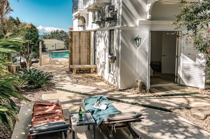 Villa Sunshine – Ocean views, 200m to beach gallery image 2
