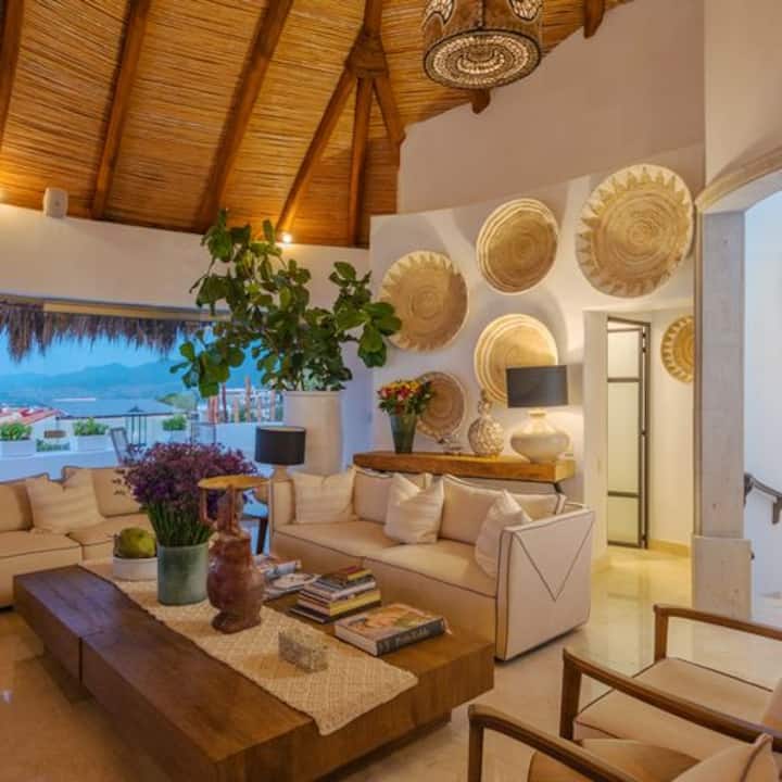 Villa Iris 9br Modern Villa • Weddings + Retreats! - Puerto Vallarta