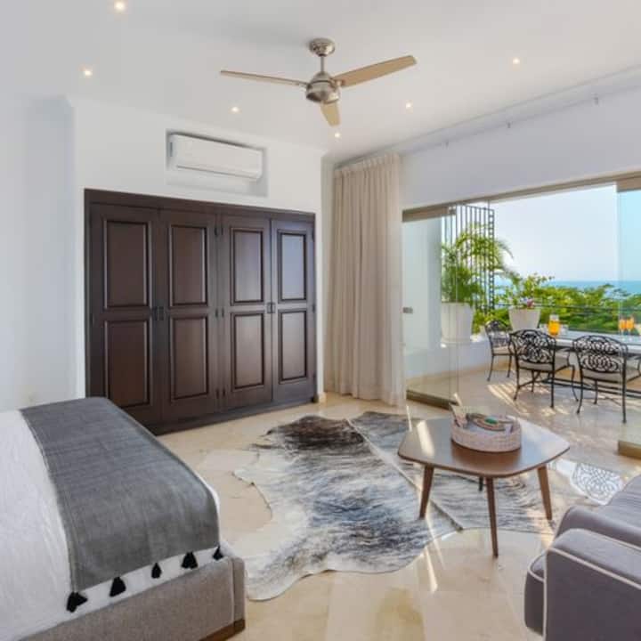 Spálňa 6 (manželská posteľ so spoločnou kúpeľňou)