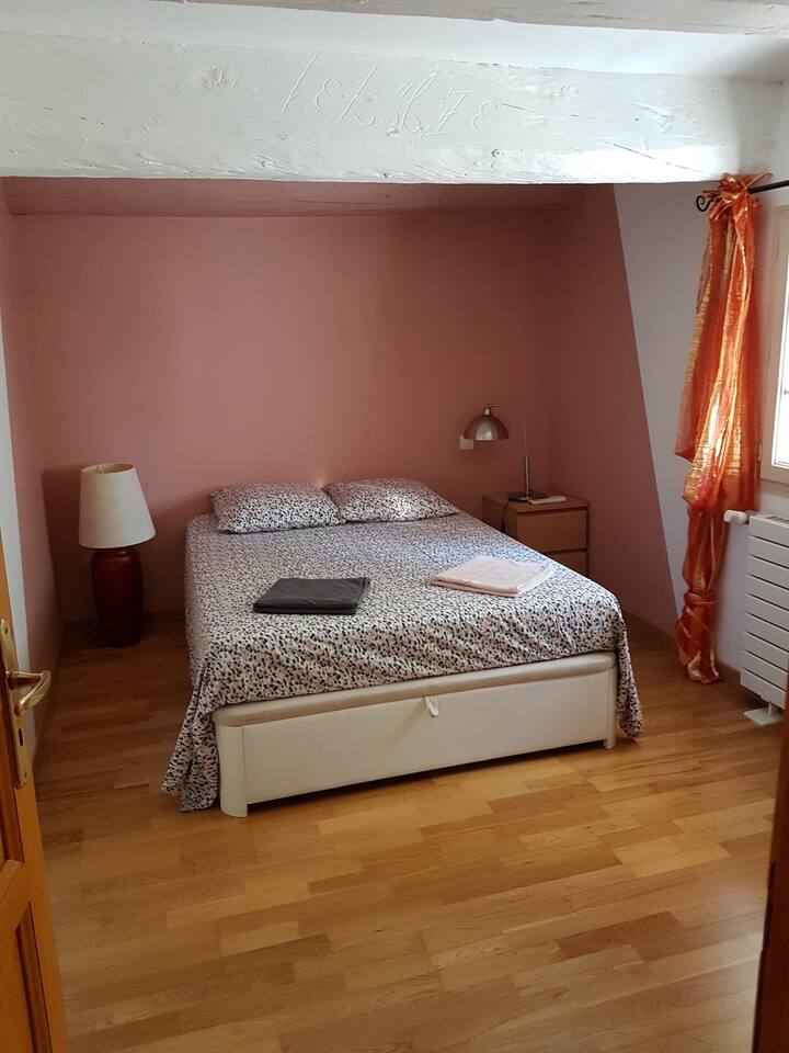 Izba č.2 na poschodí