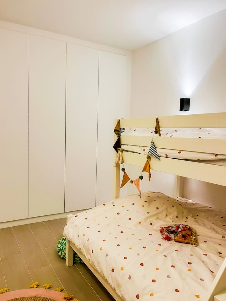 საძინებელი 2