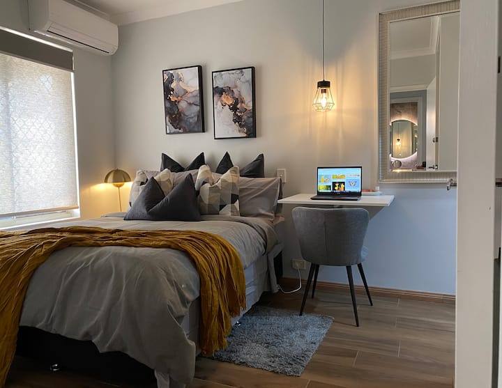 1 bedroom Ensuite Airport/ Casino/City/FIFO Houses for Rent in