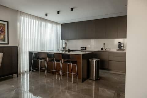 Luxury Penthouse Apartment in the Heart of RBS A