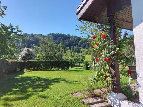 Your break from everyday life - Holiday home Rosa