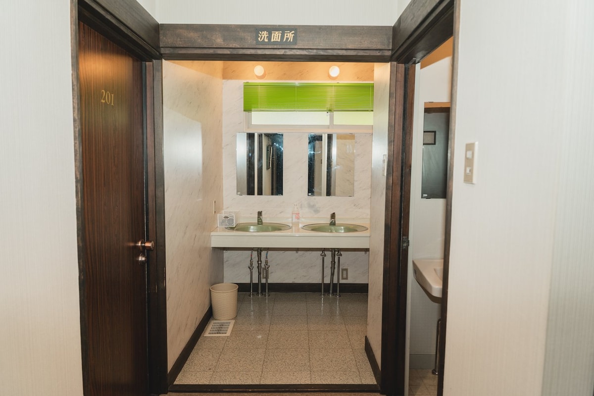 フルバスルーム3