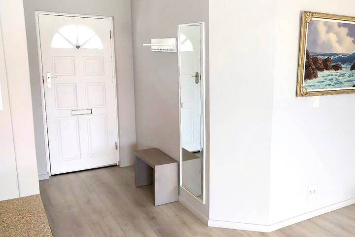 Haus in schönem Estate – stabile Stromversorgung! gallery image 4