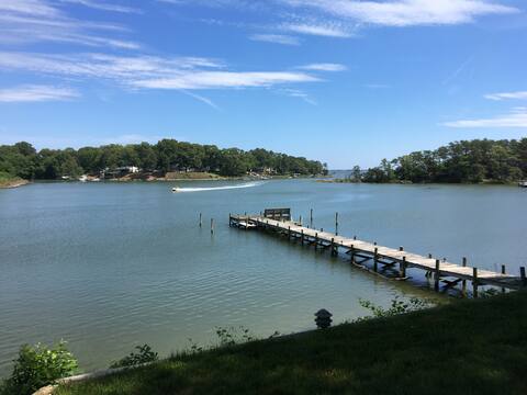 Deltaville "Rivah" Retreat