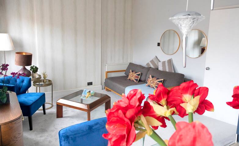 Homely Touch gallery image 2