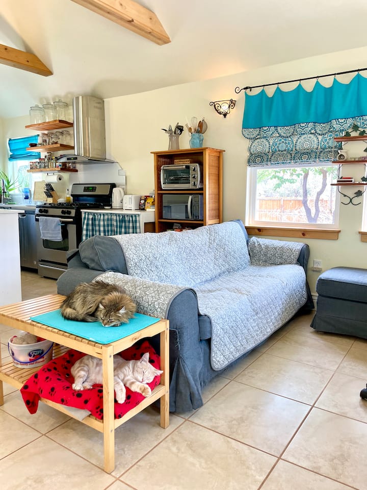Kitty Cottage:fast Wi-fi, Secluded, Peaceful Oasis - Arizona