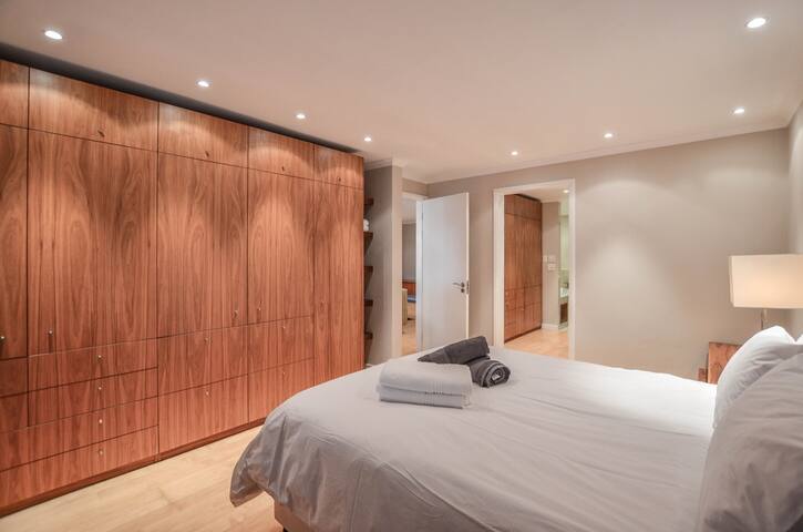 The Island Beach Villa gallery image 3