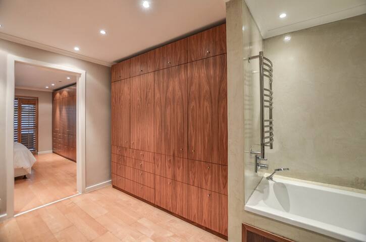 The Island Beach Villa gallery image 4