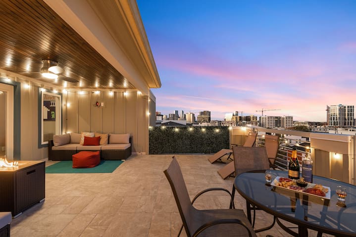 City Lights & Broadway Nights: Nashville Gem gallery image 5