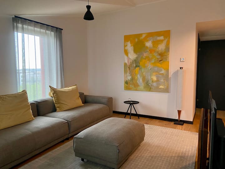 Bright 4-bedroom Rental With A Sea View - Tallinn