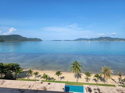 High-end Luxury Beachfront Penthouse Pool Seaview