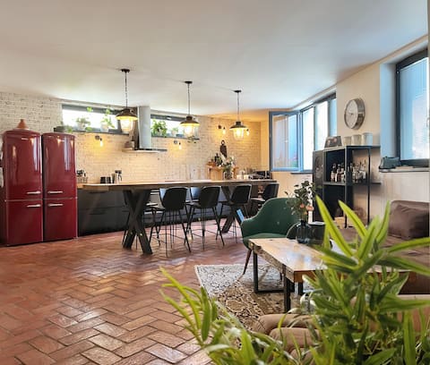 Top Airbnb: Modern Elegant Villa - Linka House in Praha 10