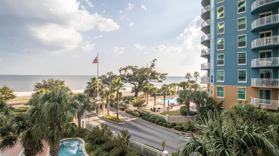 Gulfport Beachfront Vacation Rentals - Mississippi, United States | Airbnb