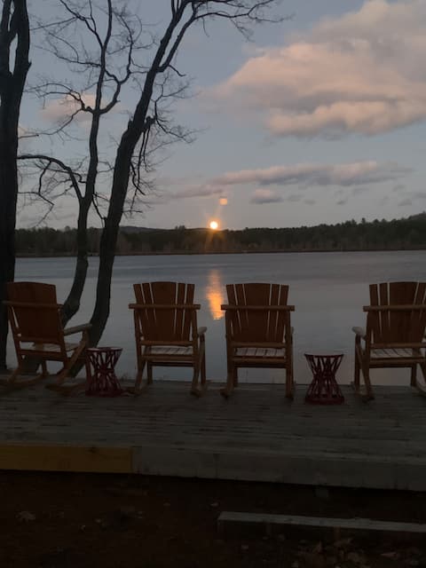 Fun 2 bed 2 bath on a private Pequawket Lake.