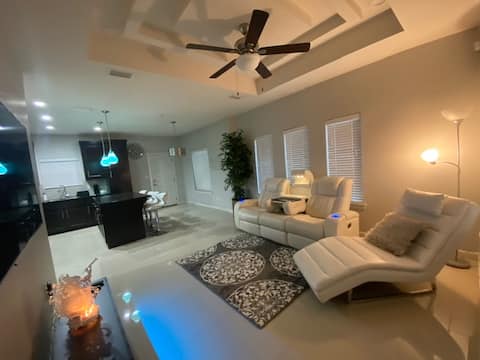 Divine-White Luxurious Apt 2BR/2BA McAllen TX Area