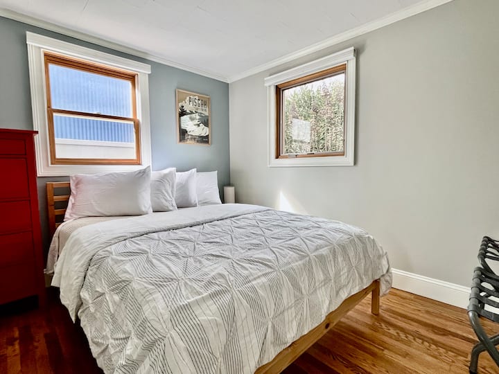 საძინებელი 1