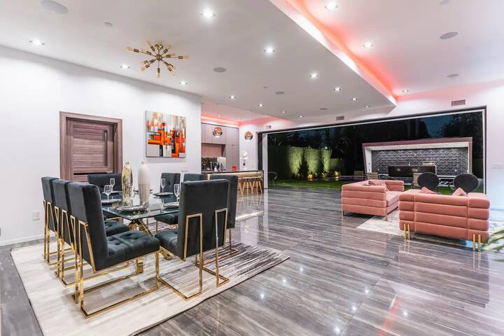 Gated, Modern LA Escape with Pool + Firepit gallery image 5