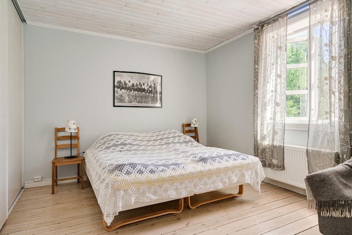 Hlavná spálňa so šatníkom na bielizeň