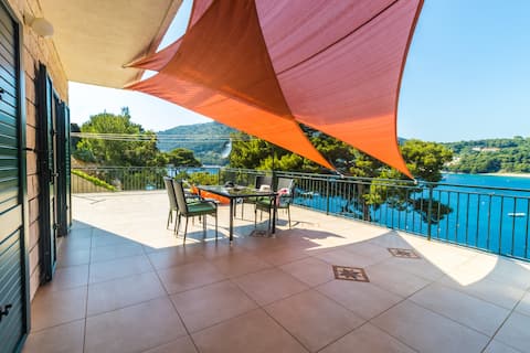 Apartment no.4 Posta Mljet