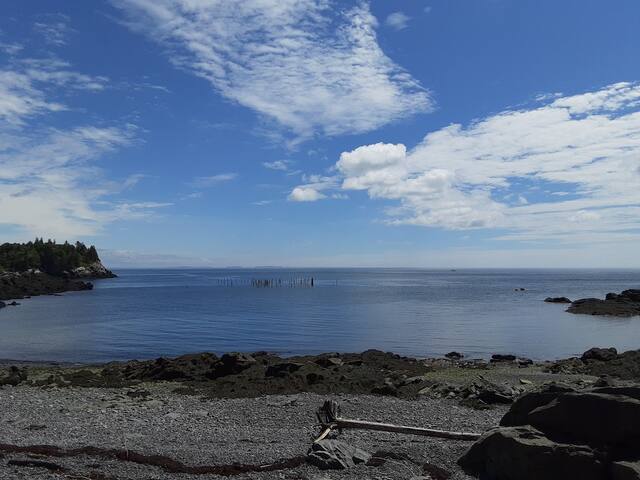 Beautiful 4 Bedroom Cottage on the Bay of Fundy gallery image 3