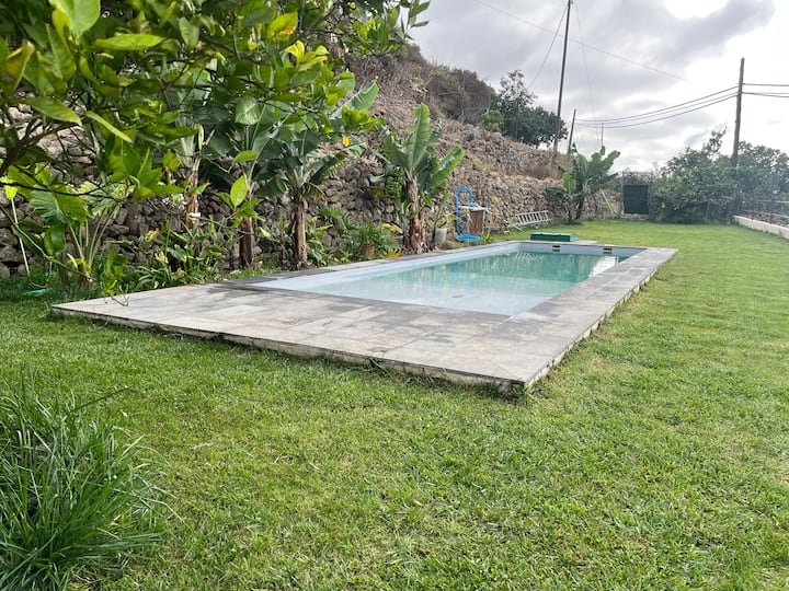 Cheerful Cottage with Private Pool