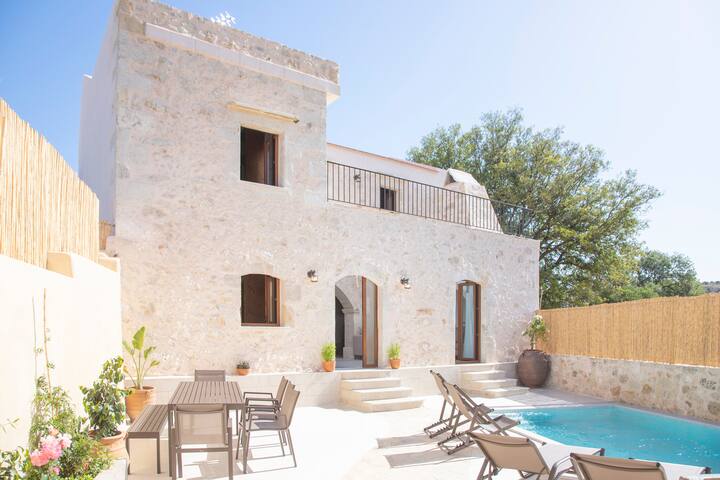 Villa Evelyn – 5 bedrooms & private pool