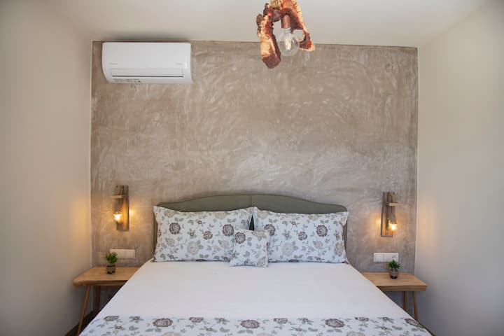 غرفة النوم 4- شرفة 