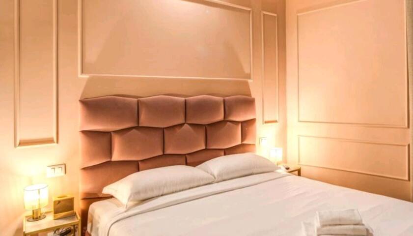 Take You Rome – Campo De Fiori – Luxury Apartment gallery image 2