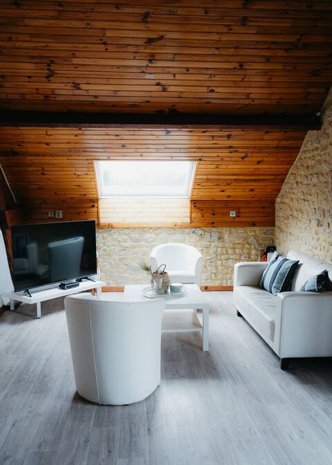 WoodPecker, a Spacious family apartment