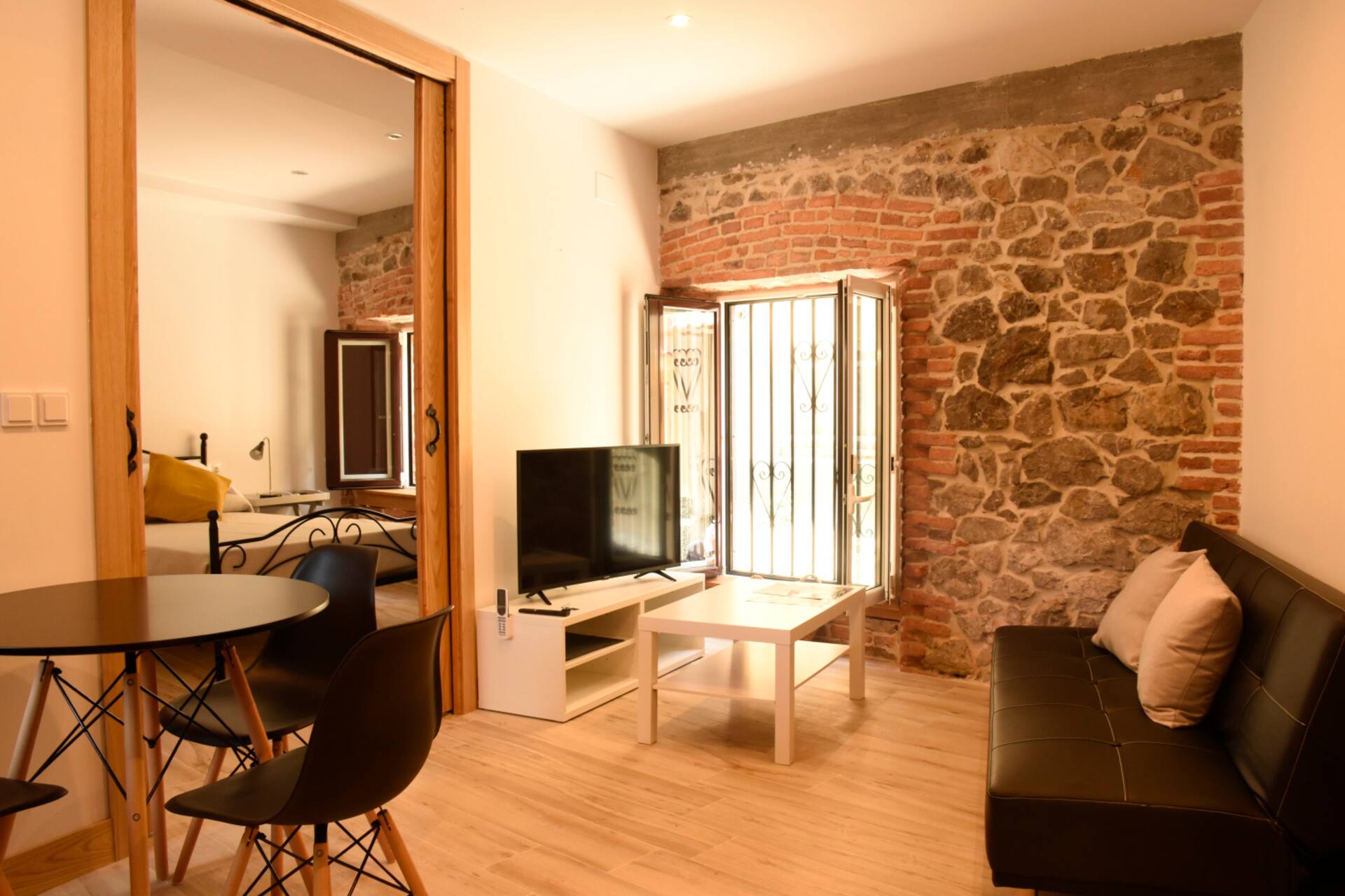 Tierra y Arte, El Faro Apartment