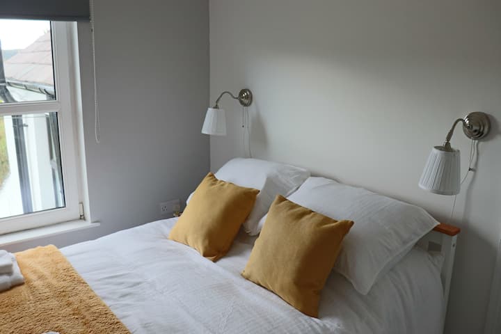 Second stylish double room with beautiful countryside views.