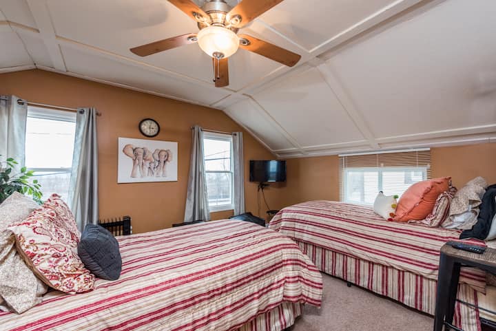 2 FLOOR-Twin เตียง X2