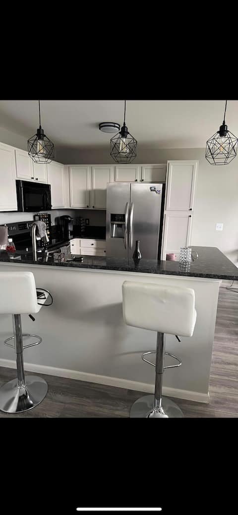 2 bedroom, 2 bath condo in New Baltimore Michigan.