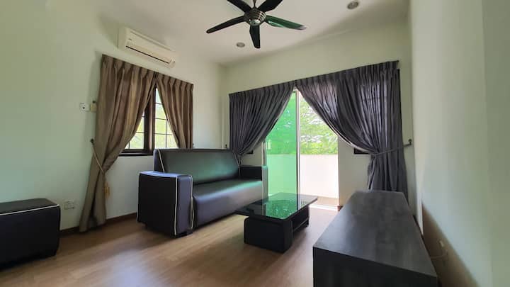 Spacious Bungalow Homestay In Kerteh - Kerteh