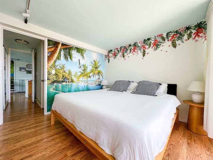 the room is also filled with the smell of Hawaiian beaches