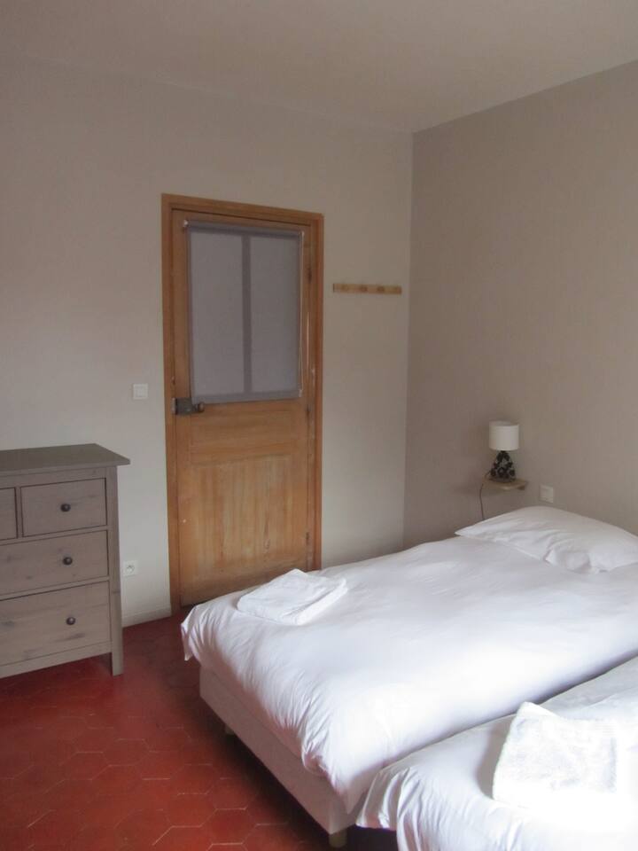 Camera Côte de Nuits, 2 letti da 80 