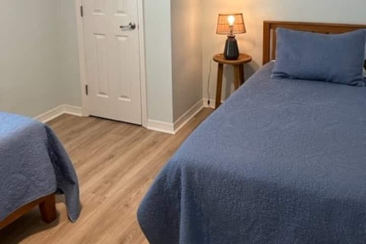 שתי מיטות נפרדות עם מזרנים מעולים