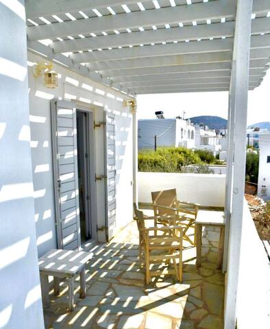 Town House in heart of Naousa